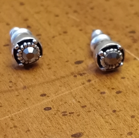 Jewelry - Rhinestone Silver Toned Earrings